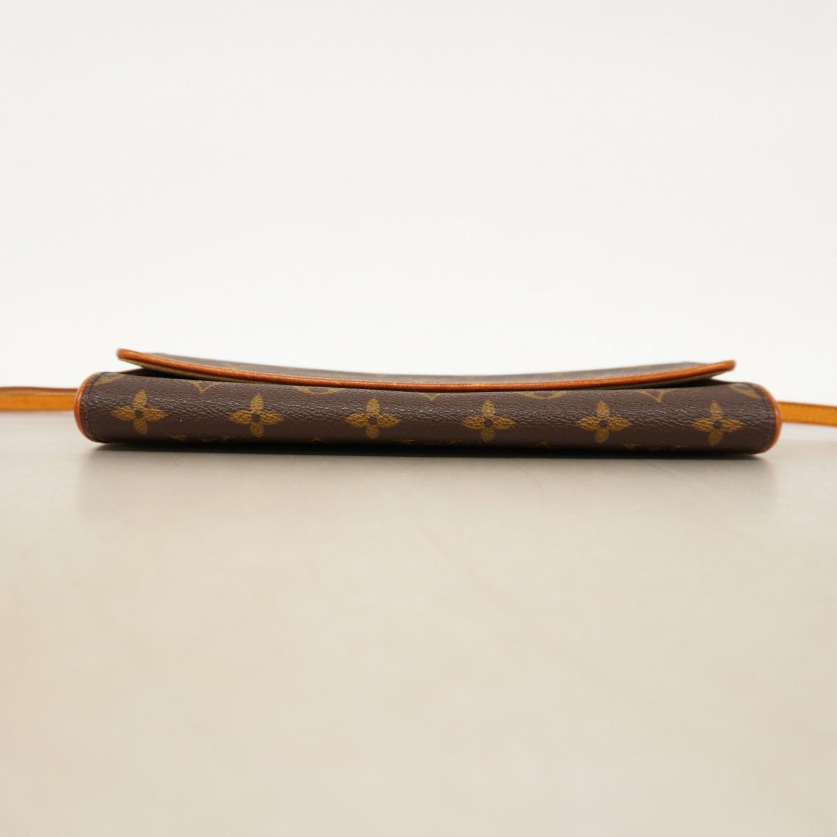 Louis Vuitton Shoulder Bag Monogram Pochette Twin GM Brown — view 3