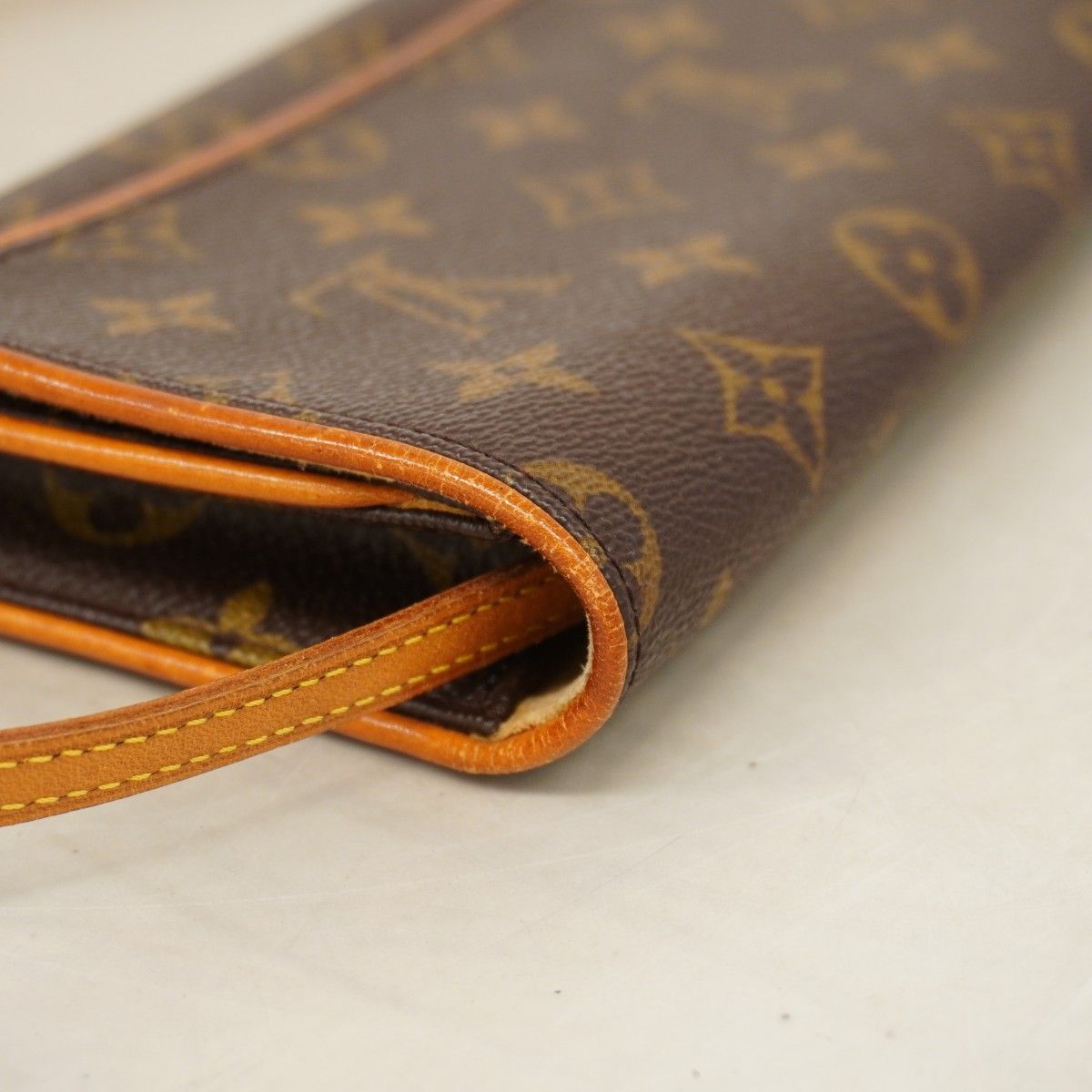 Louis Vuitton Shoulder Bag Monogram Pochette Twin GM Brown — view 7