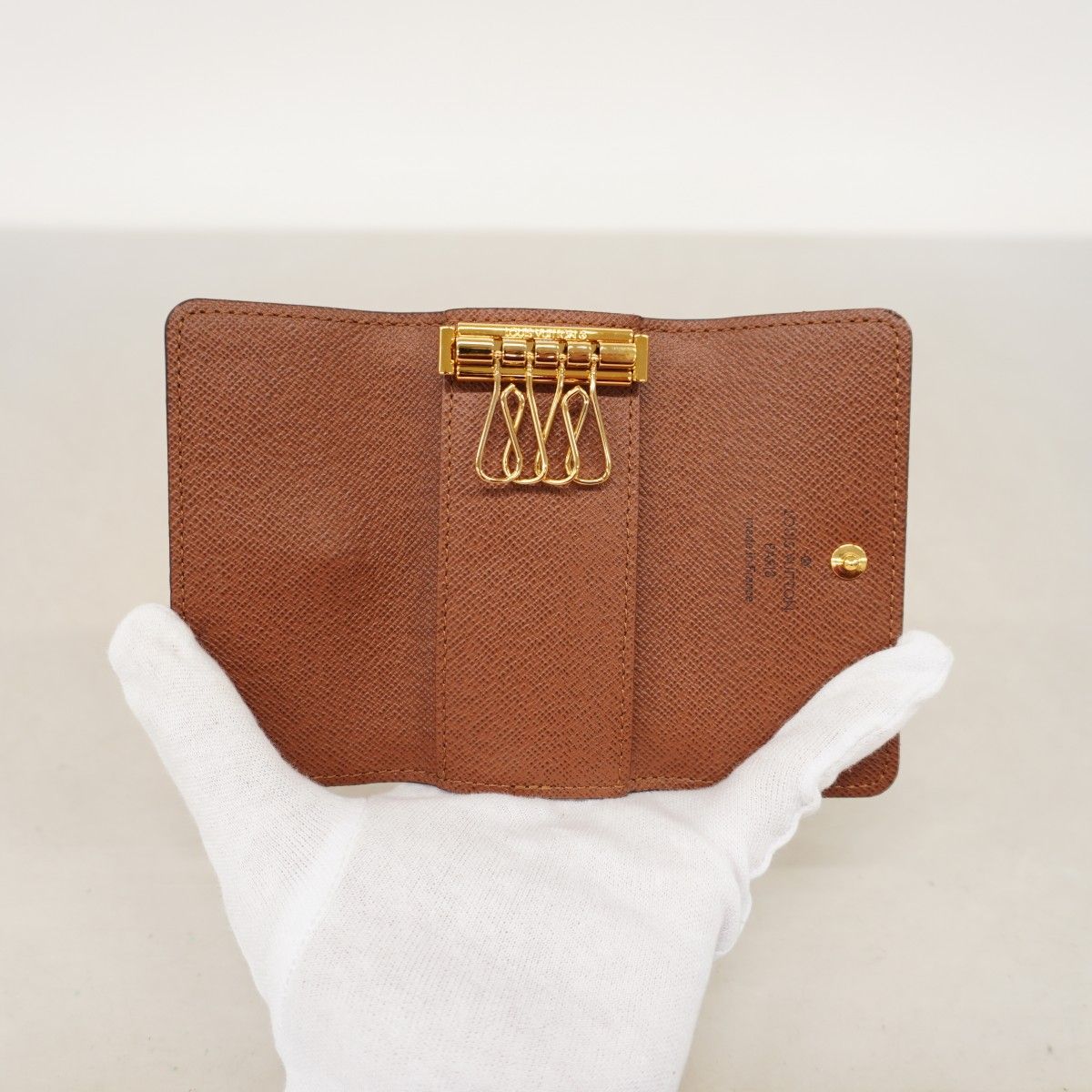Louis Vuitton Key Case Monogram Multicles 4 Brown Key Holder — view 3