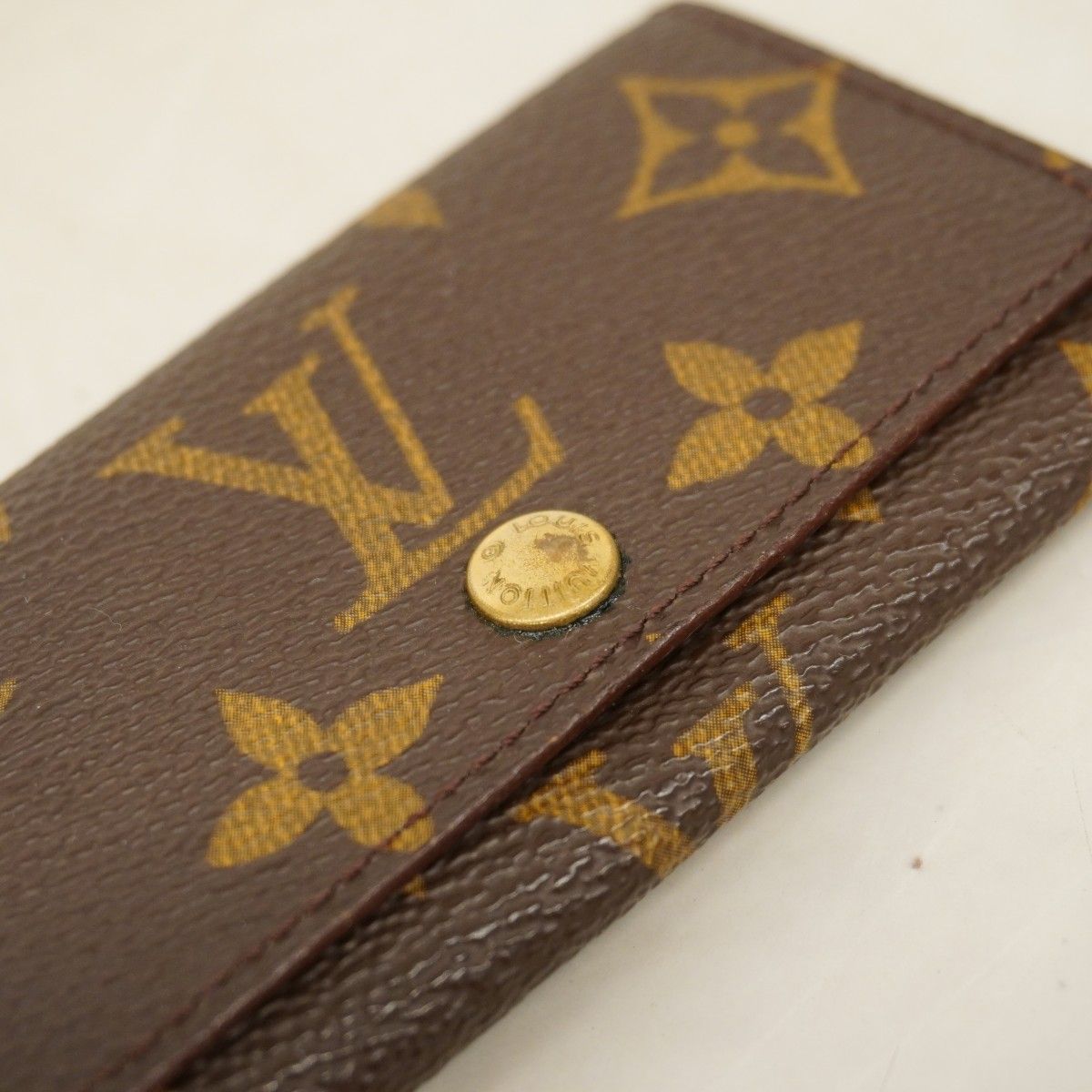 Louis Vuitton Key Case Monogram Multicles 4 Brown Key Holder — view 7