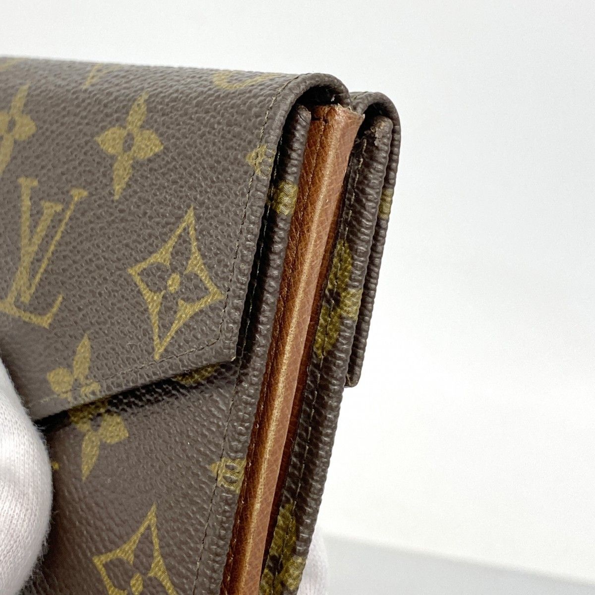 Louis Vuitton Trifold Wallet Monogram Porte-Monnaie Billets Cult Cles Brown — view 8