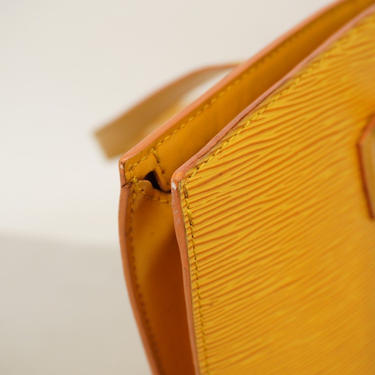 Louis Vuitton Handbag Epi Saint Jacques Jaune — view 8