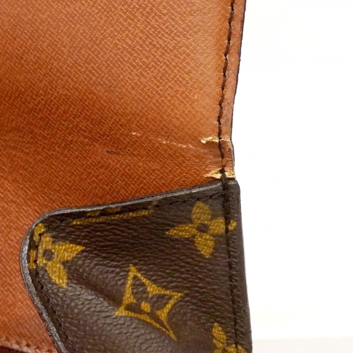Louis Vuitton Shoulder Bag Monogram Saint Cloud GM Brown — view 7