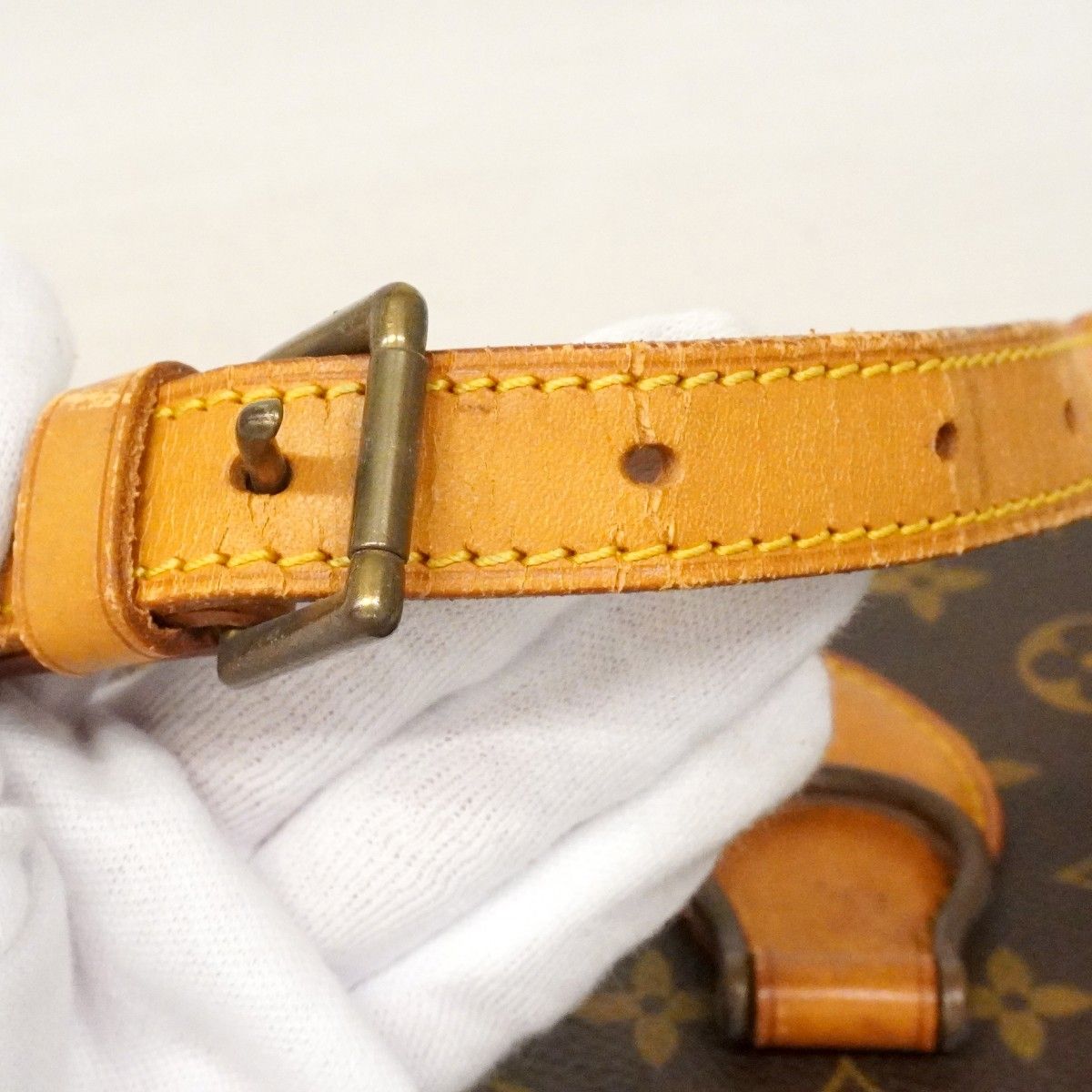 Louis Vuitton Shoulder Bag Monogram Saint Cloud GM Brown — view 6