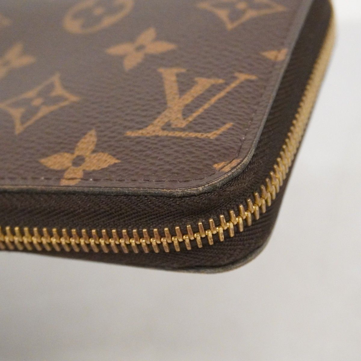 Louis Vuitton Wallet Monogram Zippy Rose Velours — view 5