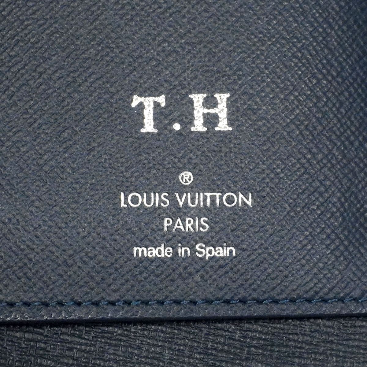 Louis Vuitton Wallet Taiga Zippy Vertical Blue Marine — view 5