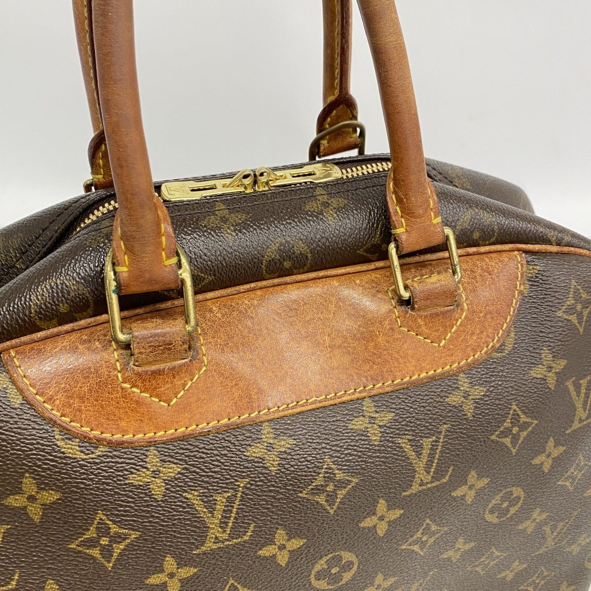 Louis Vuitton Handbag Monogram Deauville Brown — view 9