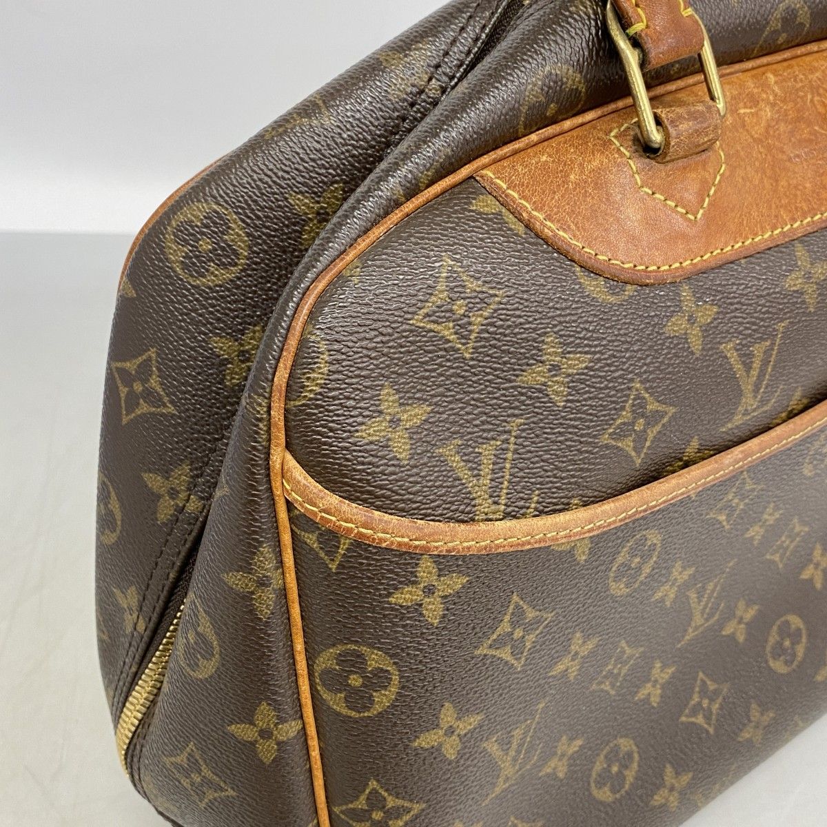 Louis Vuitton Handbag Monogram Deauville Brown — view 8
