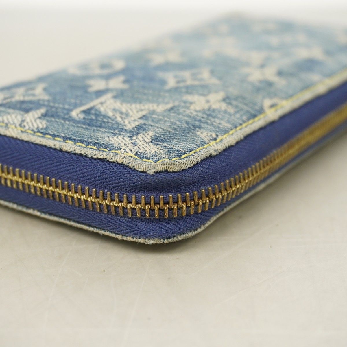 Louis Vuitton Wallet Monogram Denim Zippy Blue — view 6