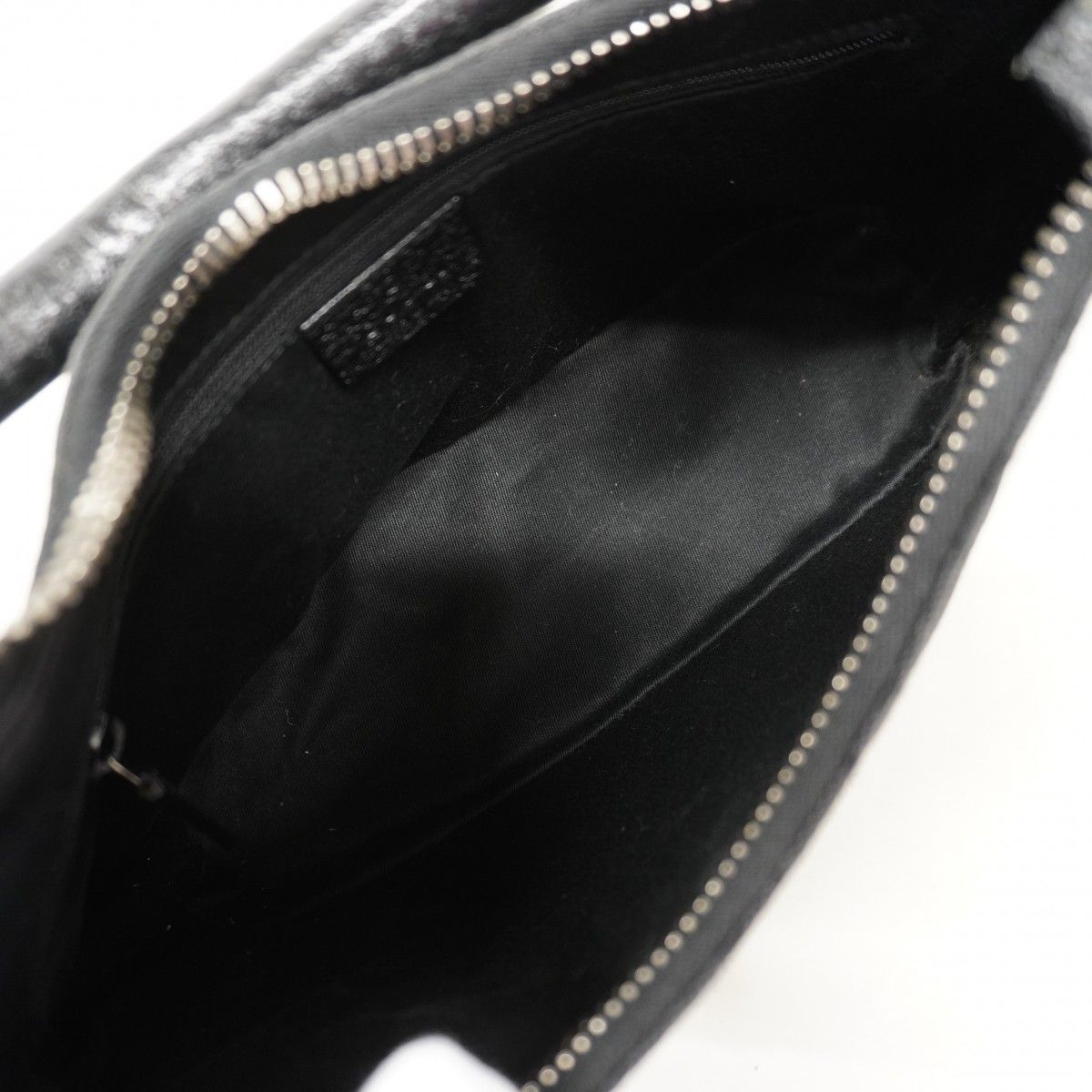 Gucci Handbag GG Canvas Black Silver — view 4