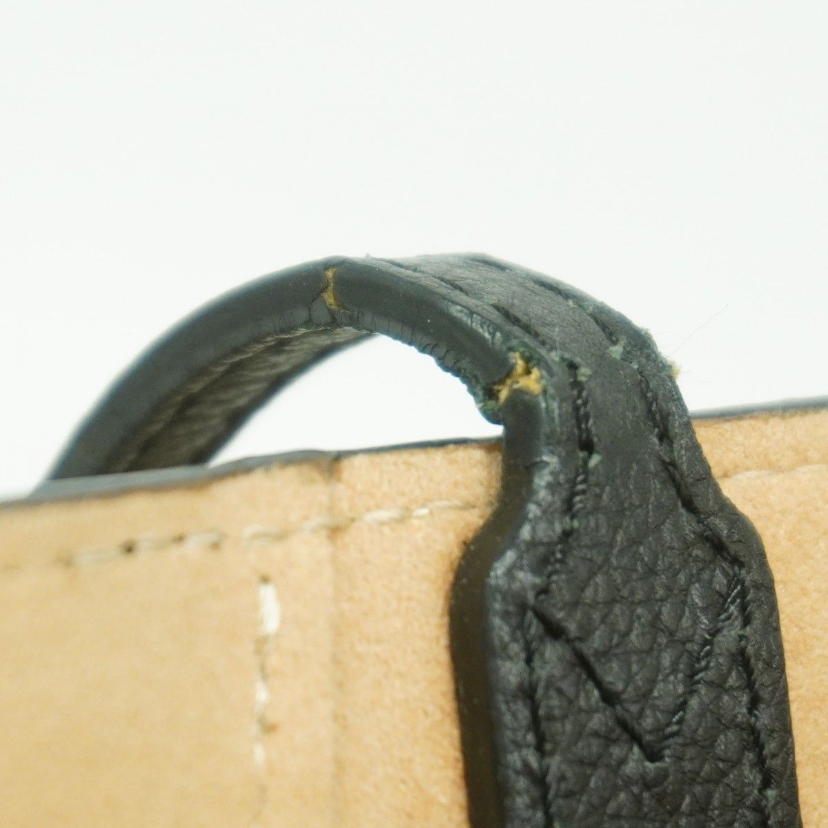 Louis Vuitton Tote Lockme Cover Vanille Noir — view 6