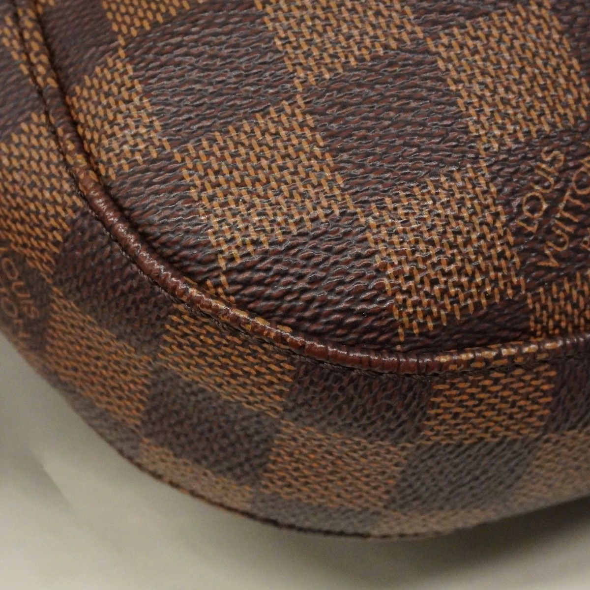 Louis Vuitton Shoulder Bag Damier Southbank Ebene — view 6