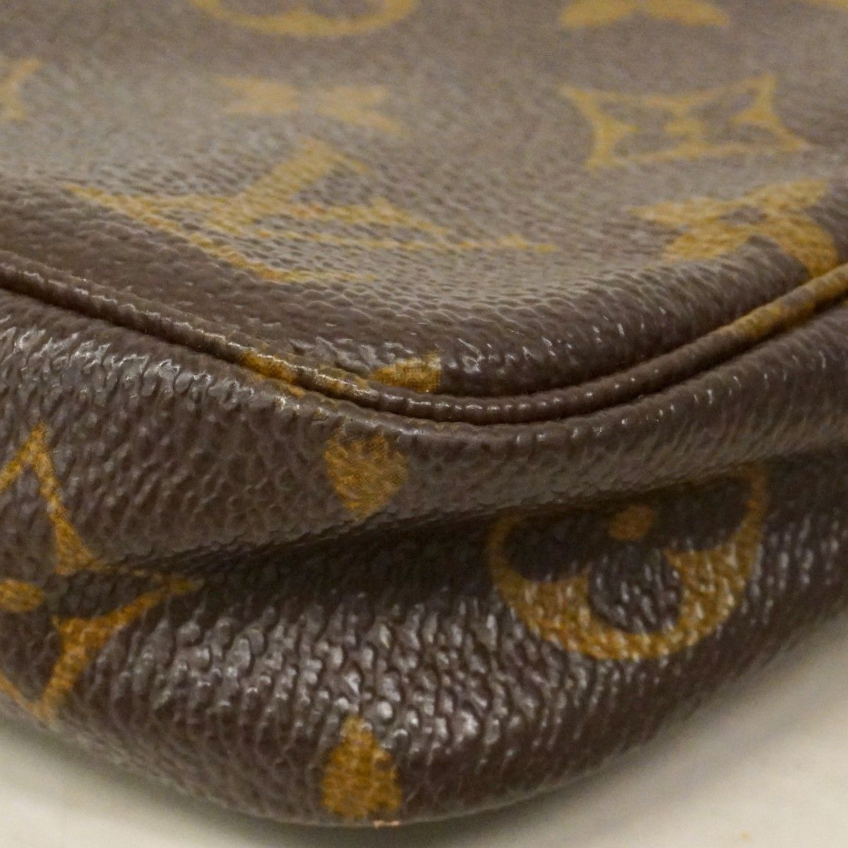 Louis Vuitton Pouch Monogram Pochette Brown — view 7