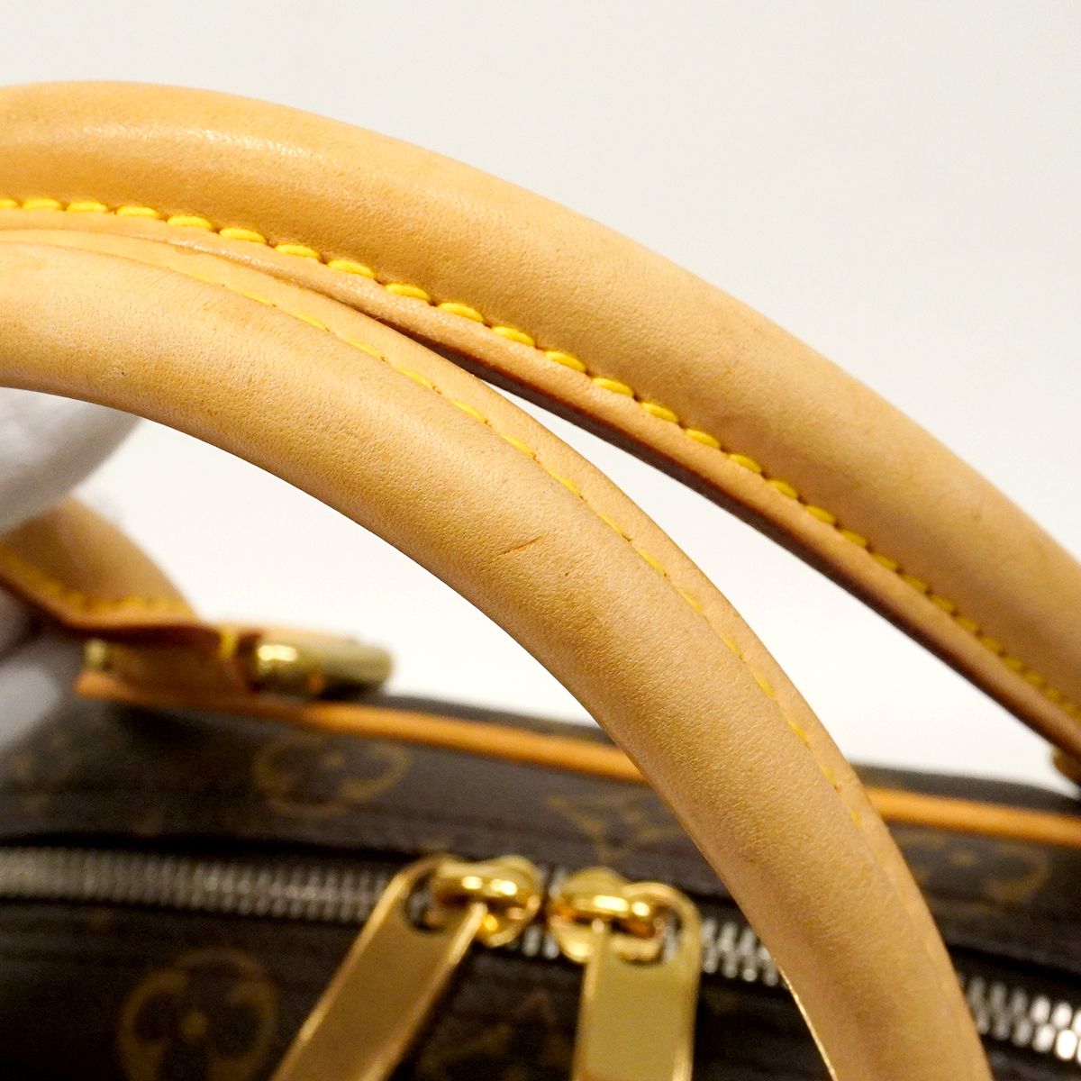 Louis Vuitton Handbag Monogram Manhattan PM Brown — view 8