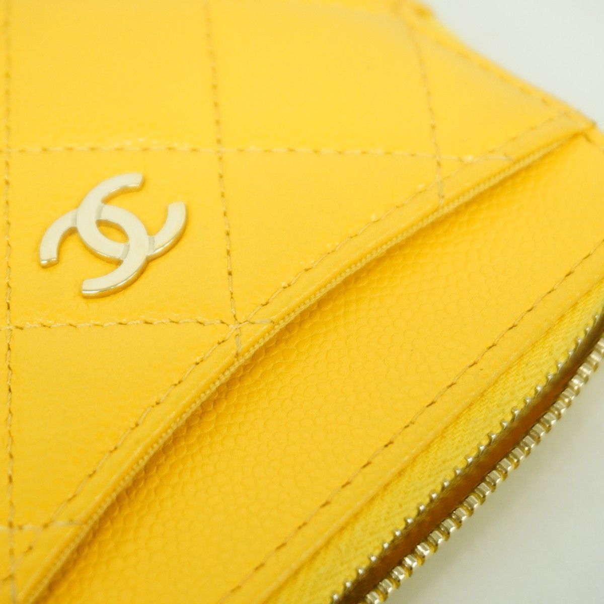Chanel Coin Case Quilted Caviar Leather Yellow Champagne Gold — view 7