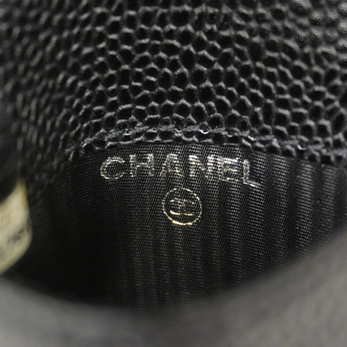 Chanel Cigarette Case Caviar Leather Black Champagne Gold — view 5