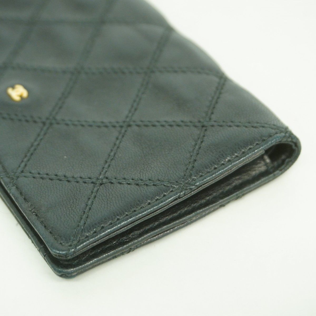 Chanel Coin Case Bicolor Leather Black Gold — view 6