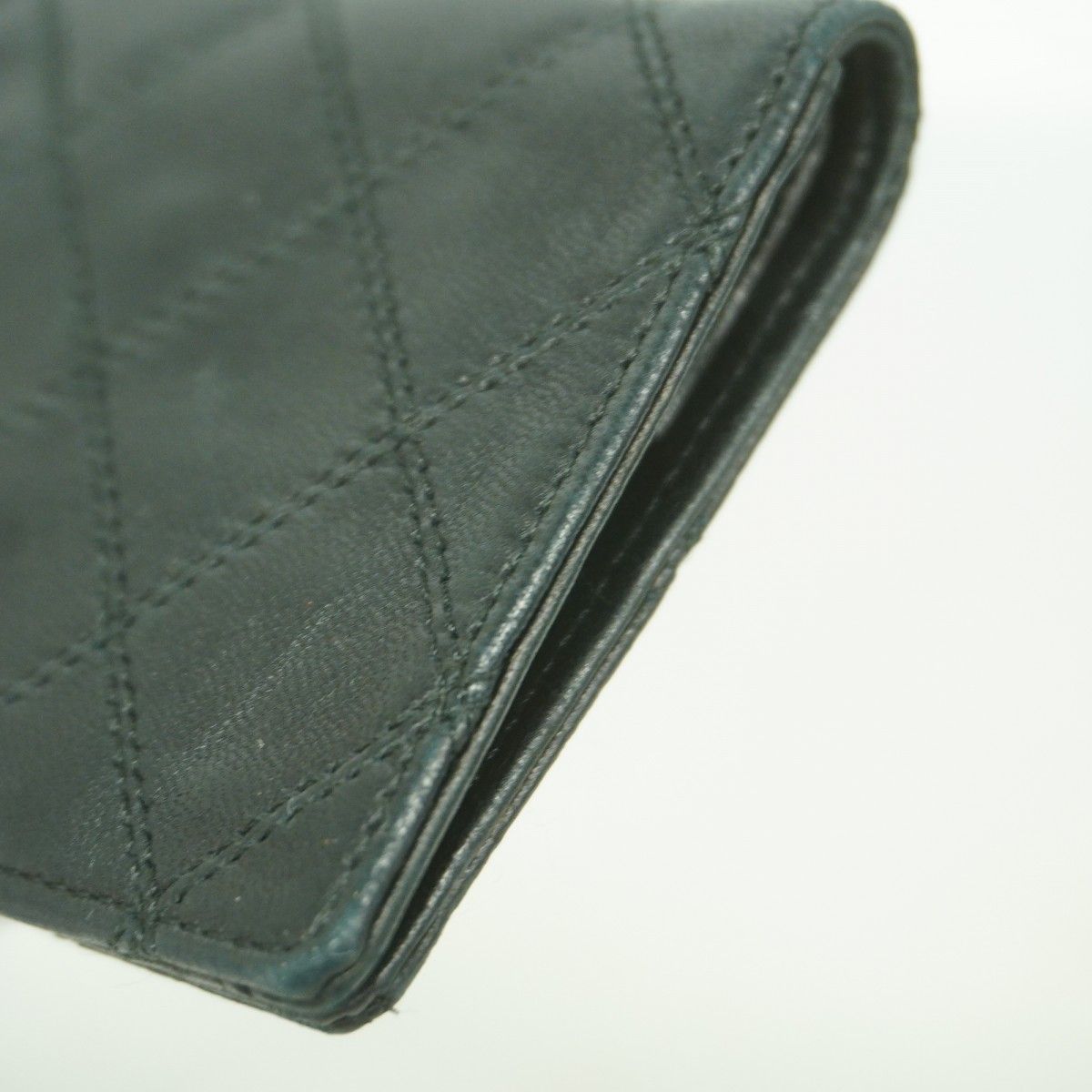 Chanel Coin Case Bicolor Leather Black Gold — view 5
