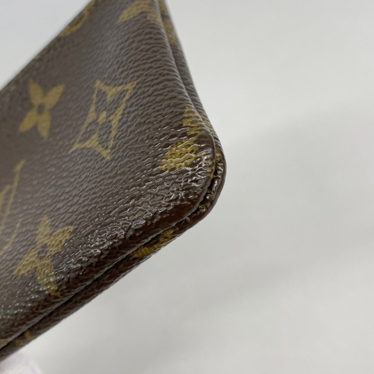 Louis Vuitton Coin Case Monogram Pochette Cles Brown — view 8