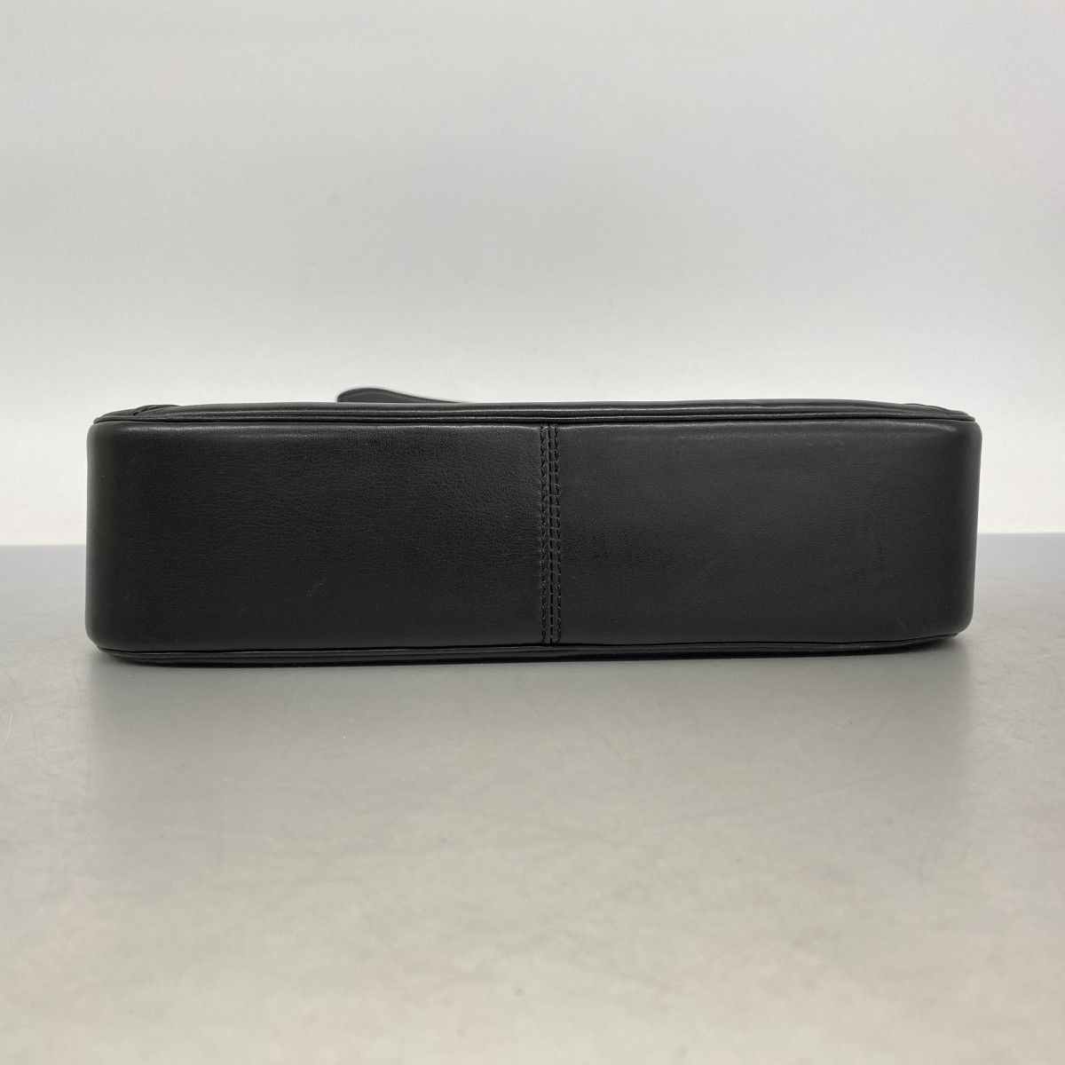Cartier Shoulder Bag Panthère Leather Black Gold — view 3