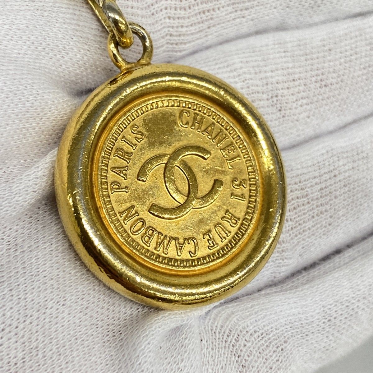 Chanel Belt Gold — view 4