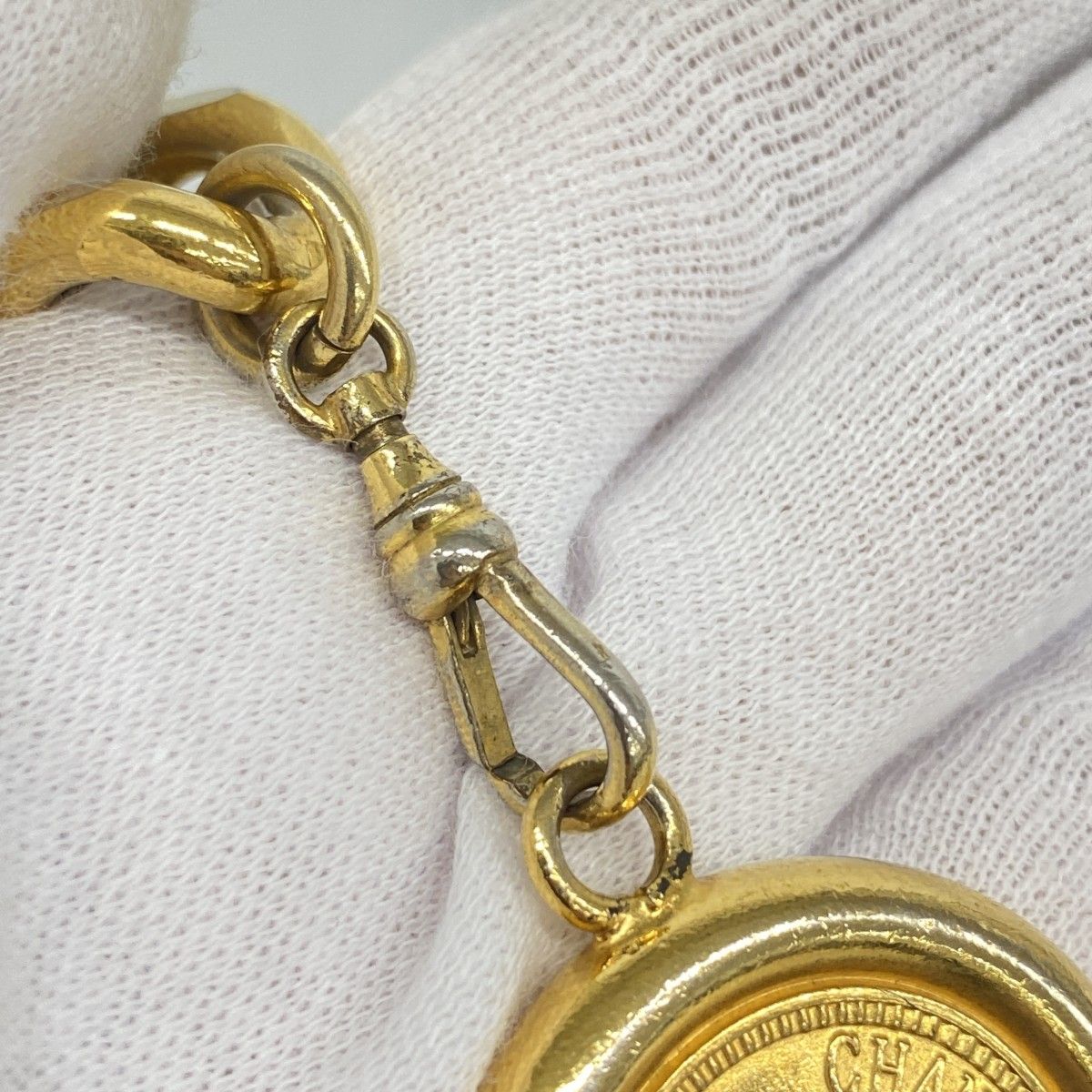 Chanel Belt Gold — view 5