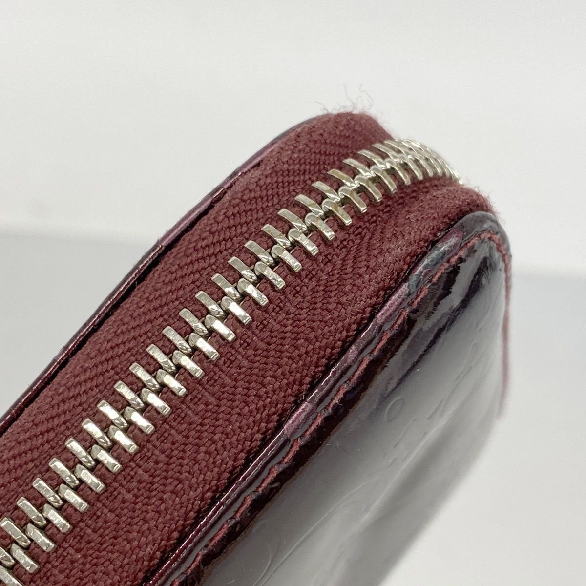 Dior Wallet Enamel Bordeaux Silver — view 9