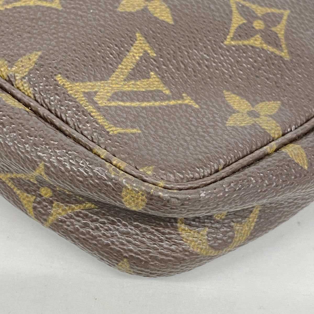 Louis Vuitton Pouch Monogram Pochette Brown — view 9