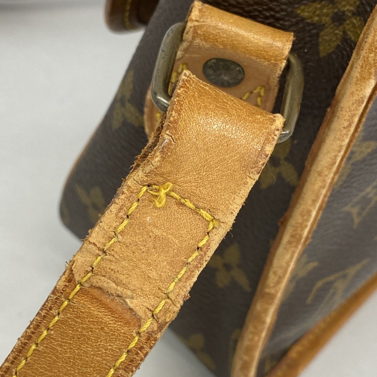 Louis Vuitton Shoulder Bag Monogram Givesiere Brown — view 9