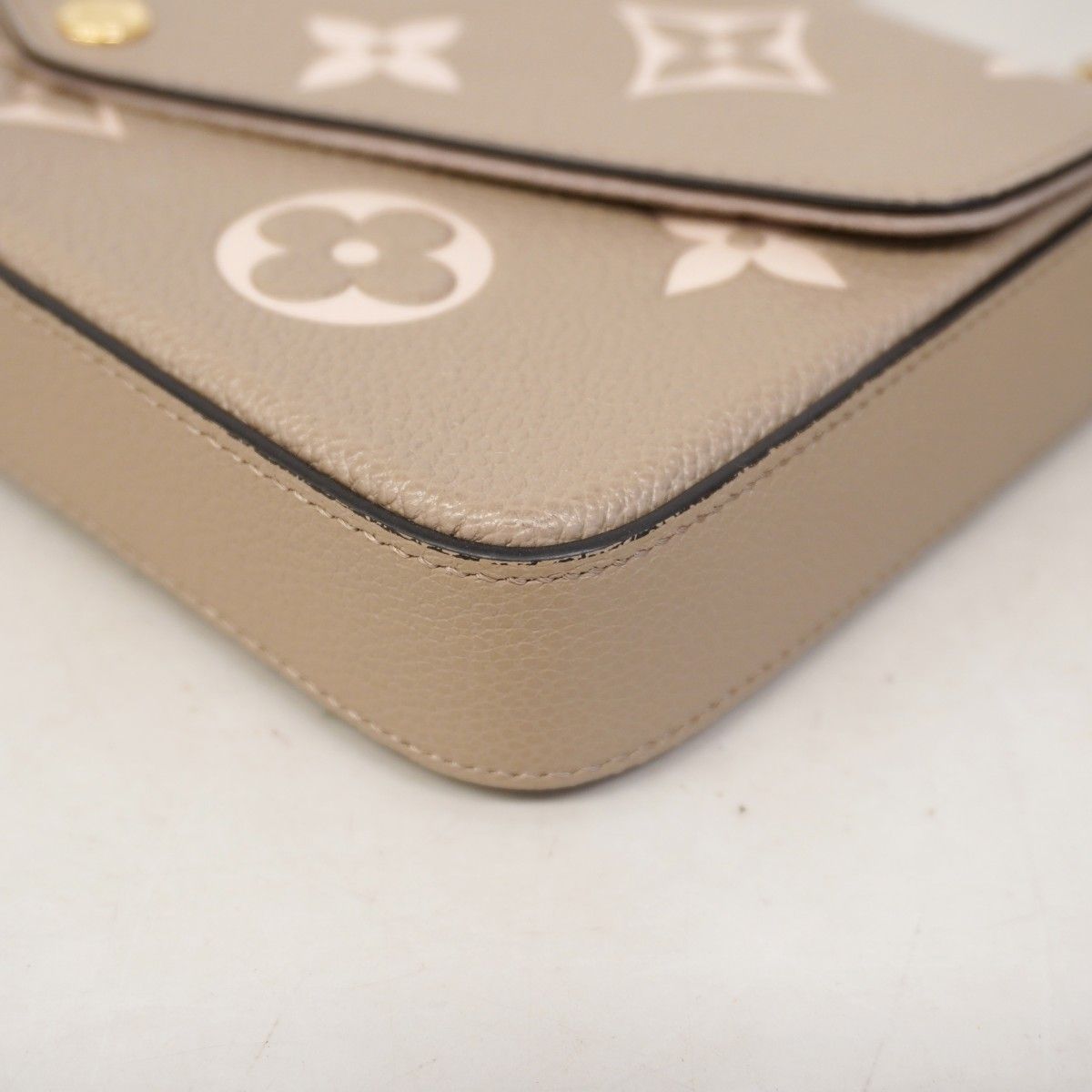Louis Vuitton Shoulder Wallet Monogram Empreinte Bicolor Pochette Felicity — view 6