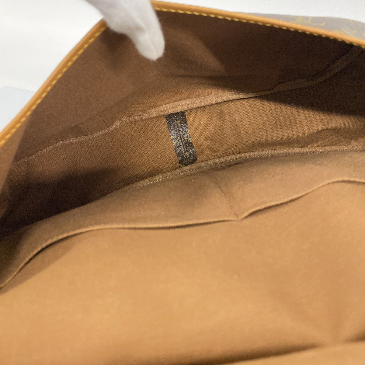 Louis Vuitton Shoulder Bag Monogram Saumur 43 Brown — view 4