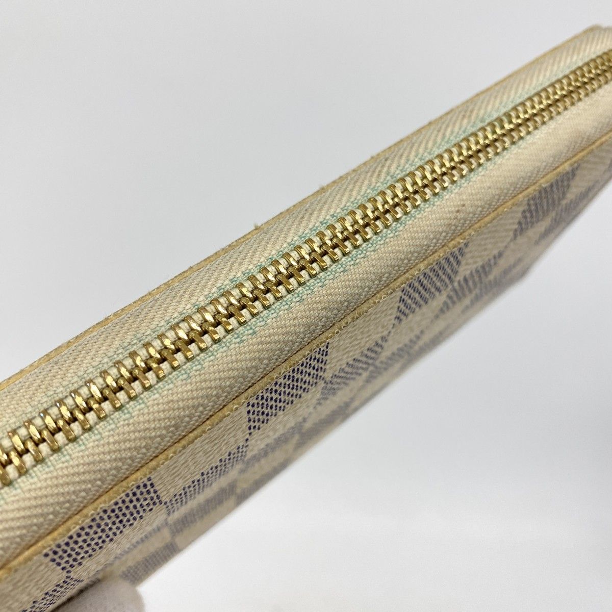 Louis Vuitton Wallet Damier Azur Zippy White — view 5