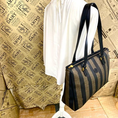 Fendi Tote Pecan Shoulder A3 Business Travel — view 2