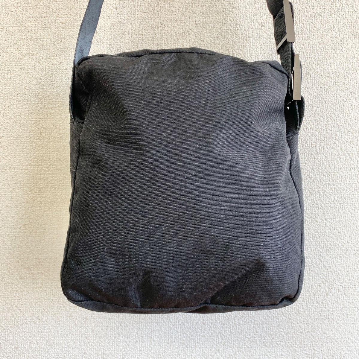 Bottega Veneta Shoulder Bag Business Crossbody Black — view 2