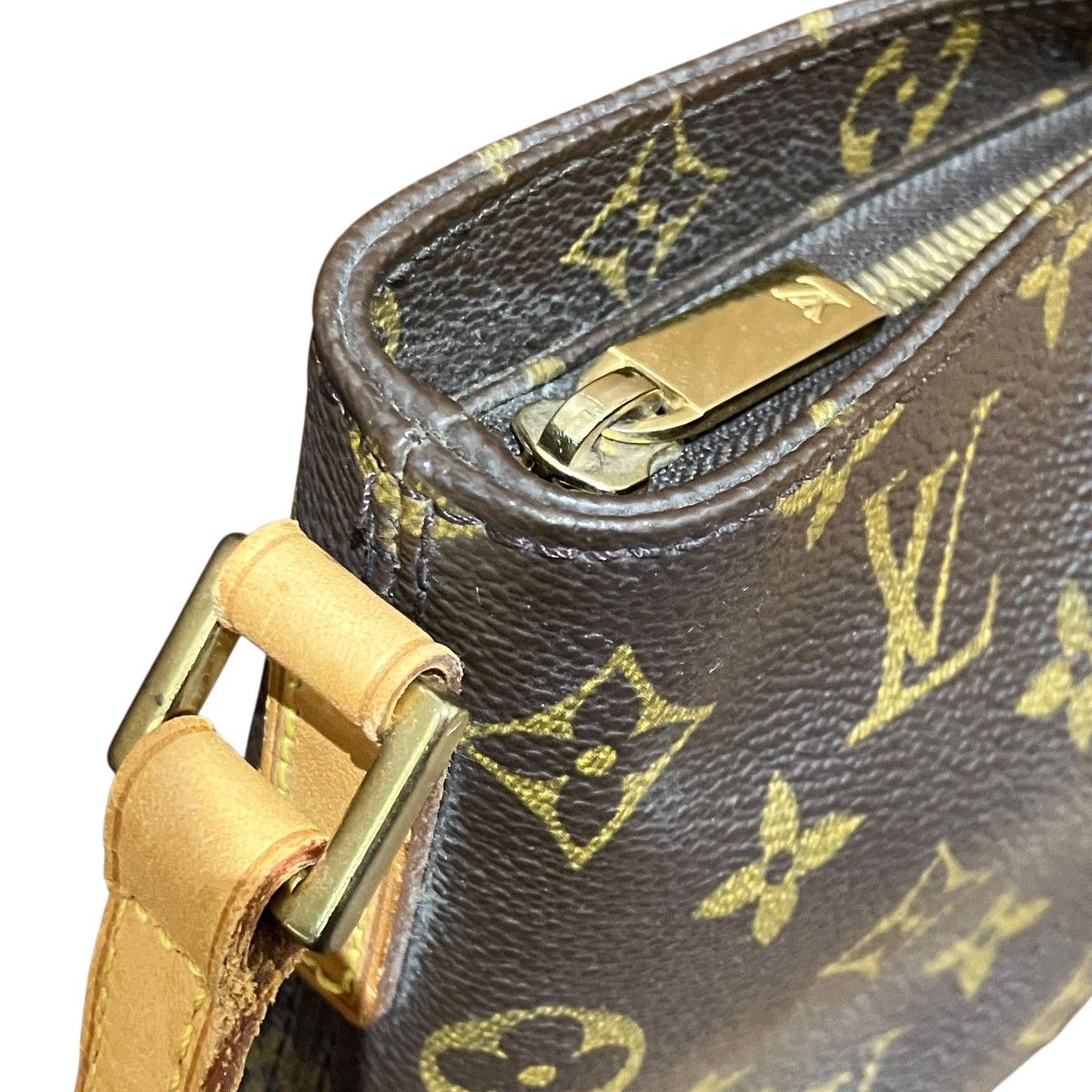 Louis Vuitton Trotteur Monogram Shoulder — view 6