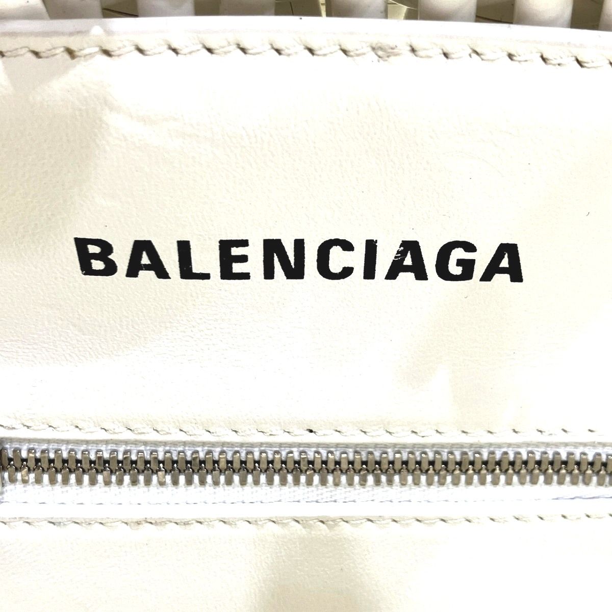 Balenciaga Shoulder Bag Patent Leather — view 4