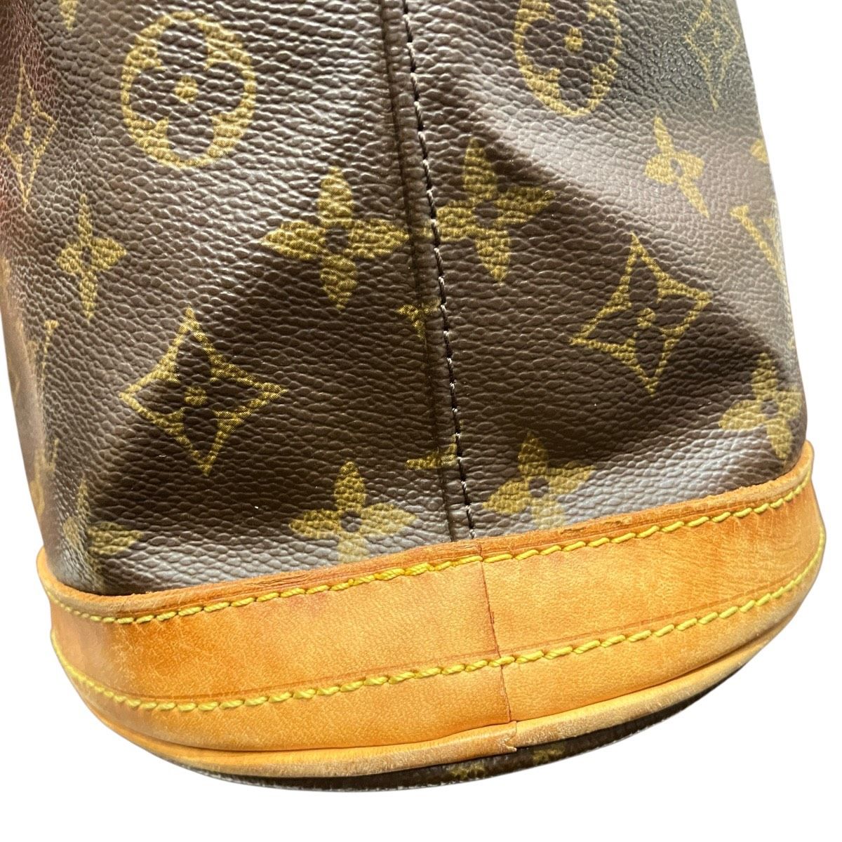 Louis Vuitton Monogram Shoulder Bag Canvas — view 6