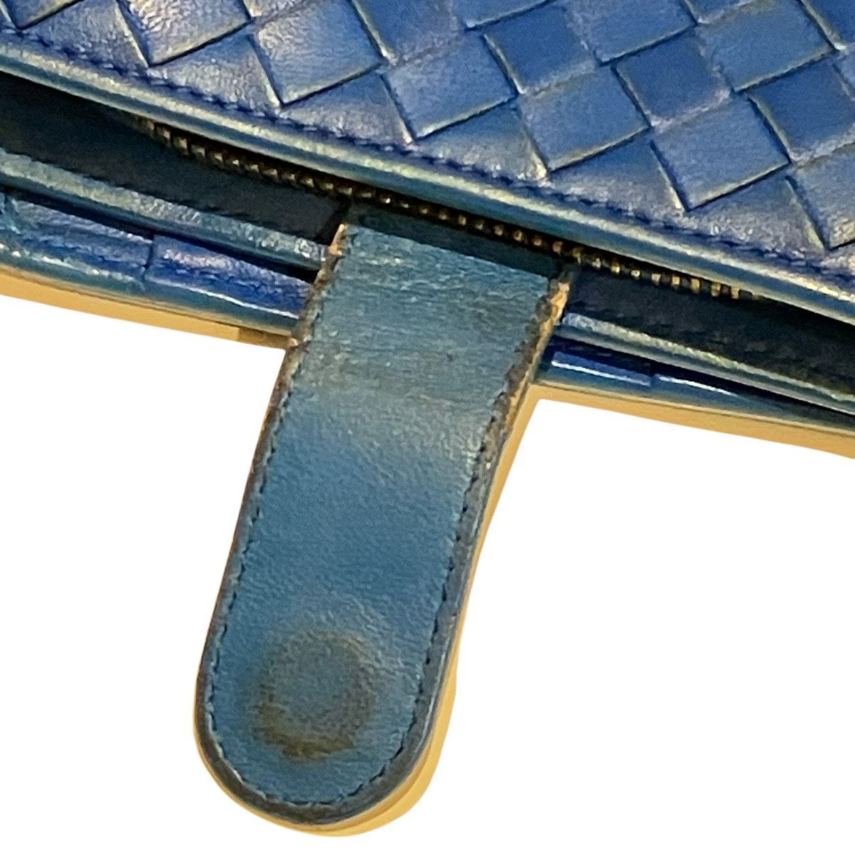Bottega Veneta Intrecciato Bifold Wallet Leather — view 9