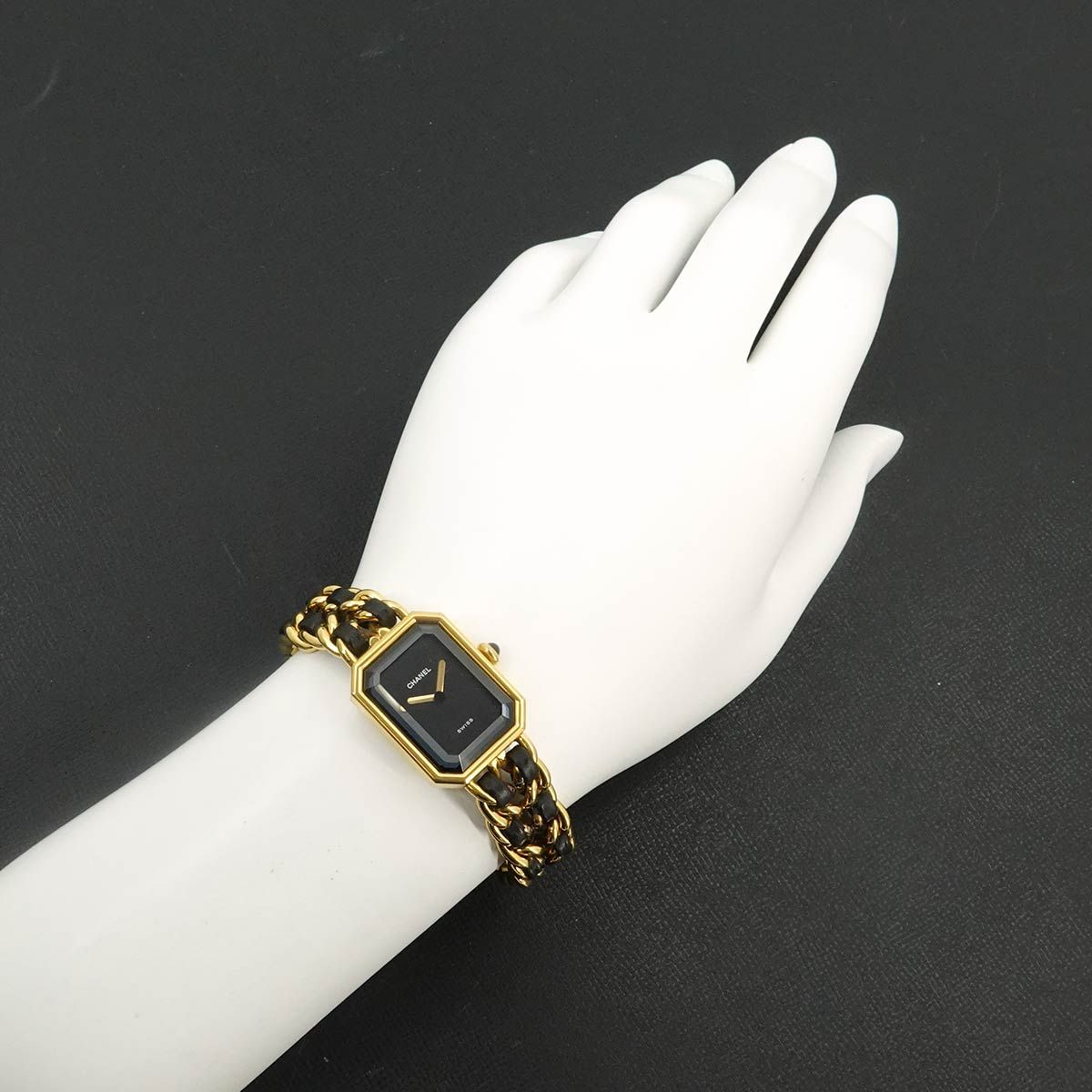 Chanel Premiere L Vintage Watch Black Gold — view 3
