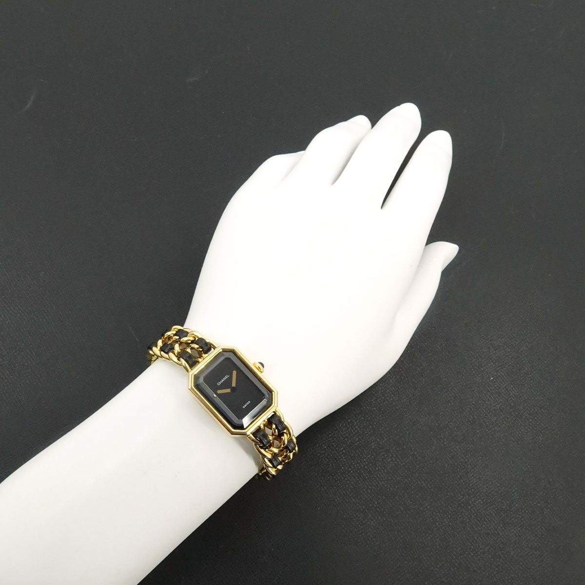 Chanel Premiere L Vintage Watch Black Gold — view 3