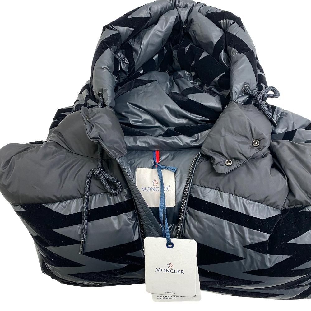 Moncler Grandrieux Nylon Down Jacket Black — view 3