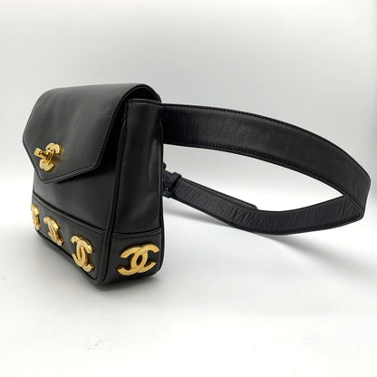 Chanel Waist Bag Triple CC Logo Leather Black — view 4