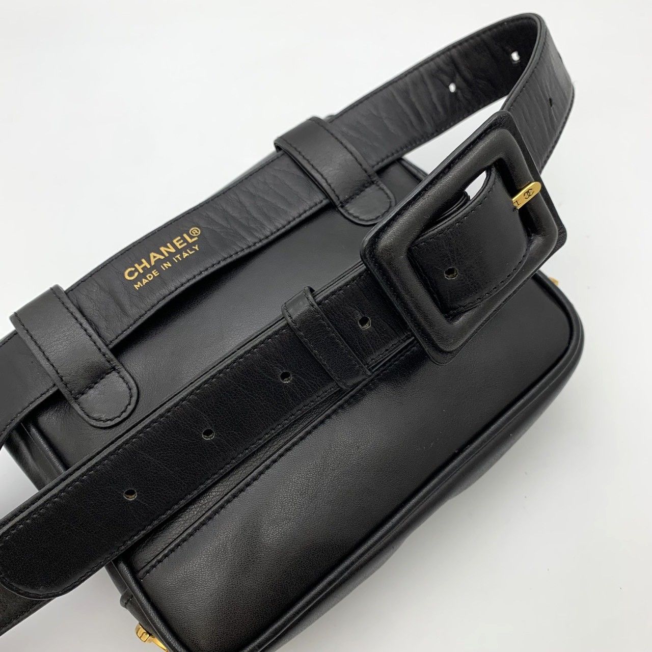 Chanel Waist Bag Triple CC Logo Leather Black — view 6