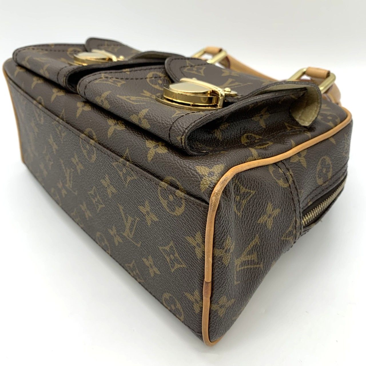 Louis Vuitton Manhattan PM Handbag Monogram Canvas Brown — view 4