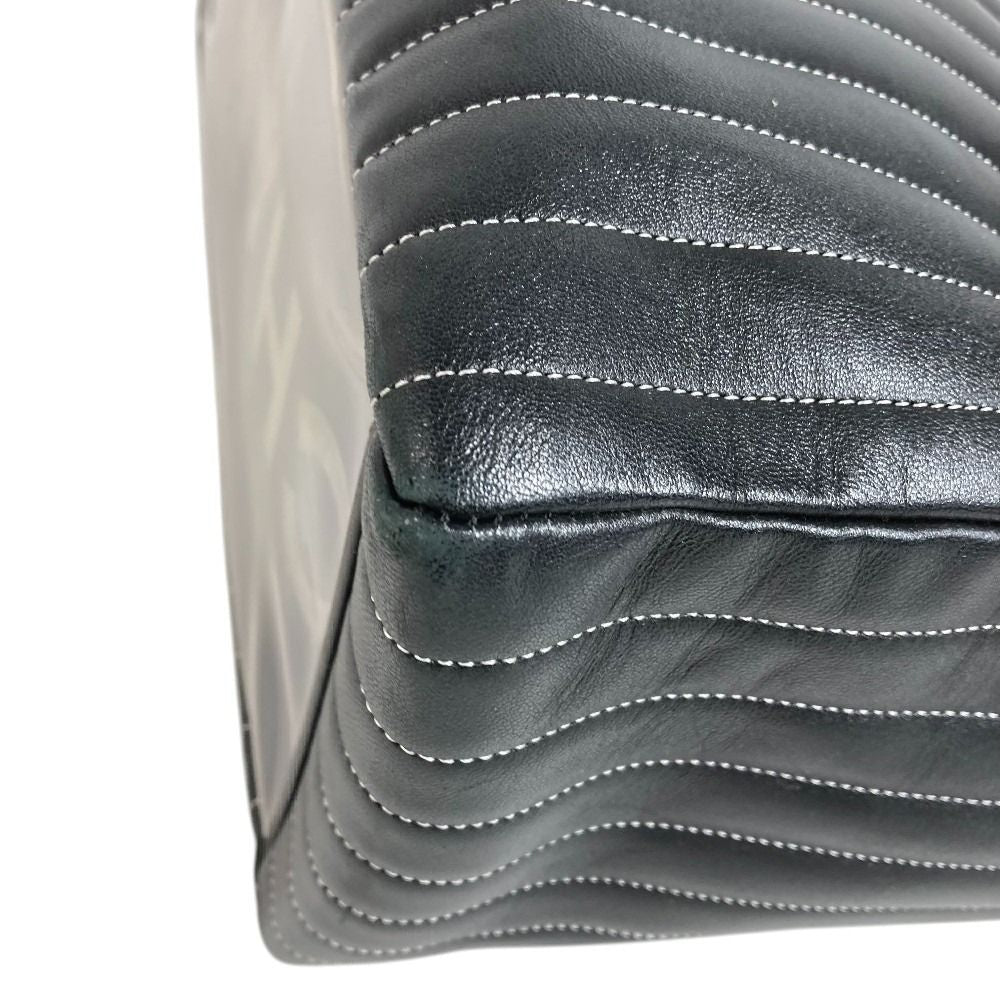 Chanel Shoulder Bag CC Logo Leather Black — view 6