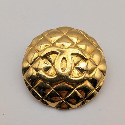 Chanel Earrings CC Logo Quilted Round Circle Gold Vintage 28 Single