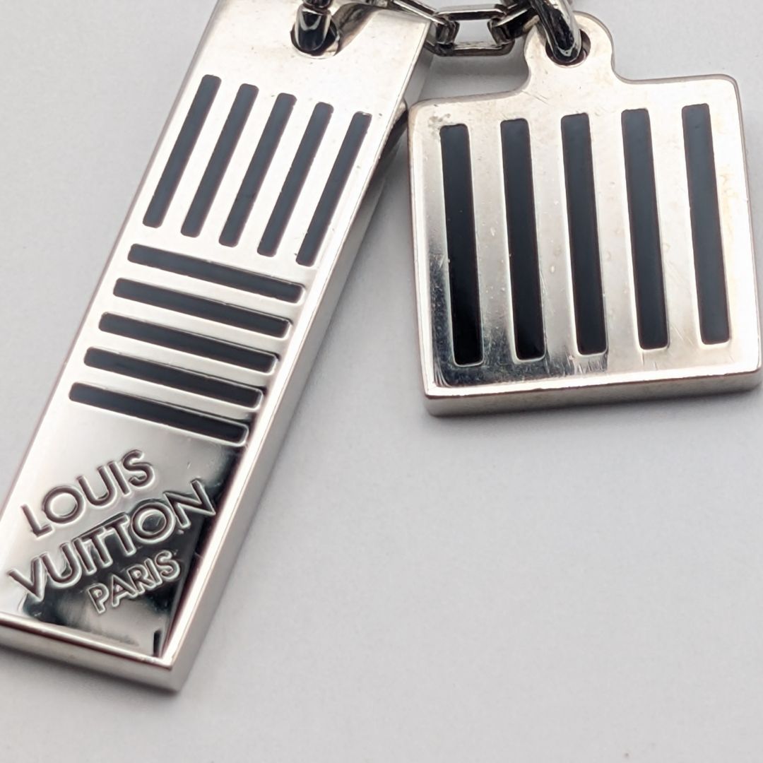 Louis Vuitton Collier Damier Color Silver Necklace — view 3