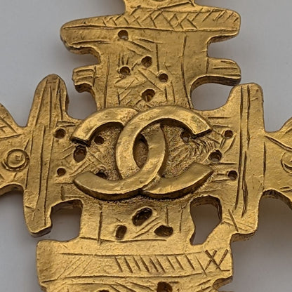 Chanel Brooch CC Logo Gold Cross Vintage — view 2
