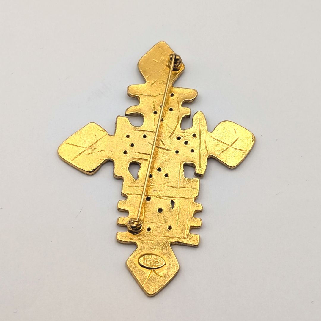 Chanel Brooch CC Logo Gold Cross Vintage — view 3