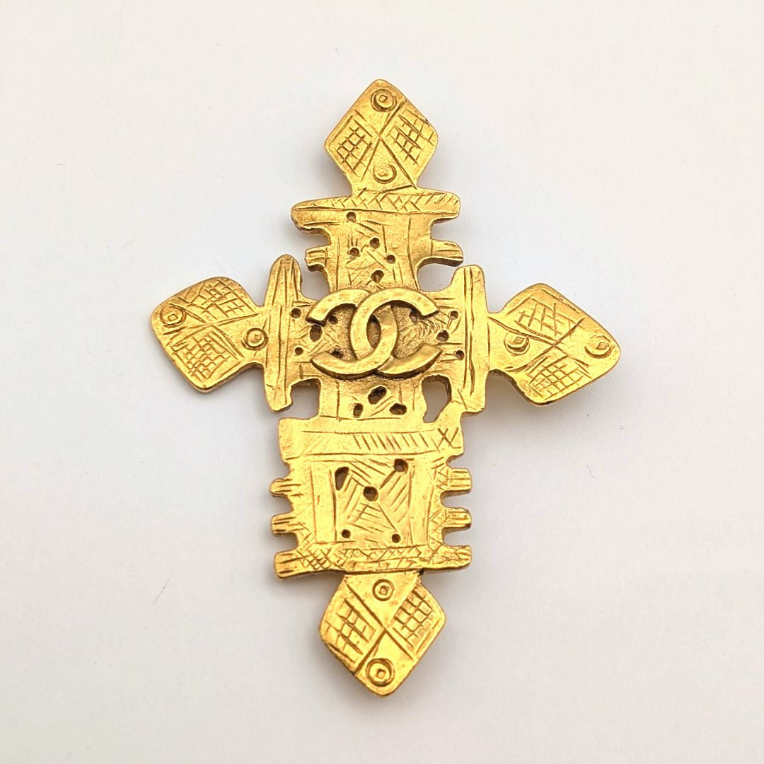 Chanel Brooch CC Logo Gold Cross Vintage